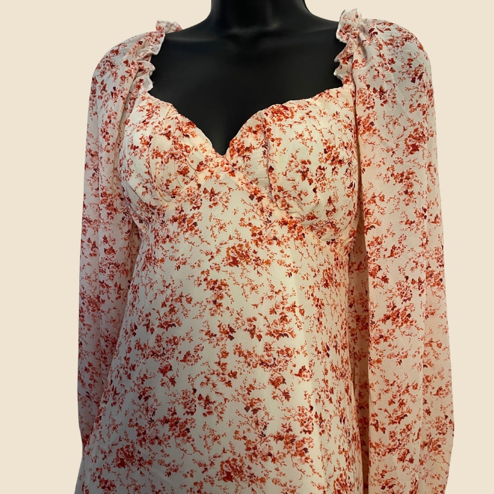Missguided + Red Floral Long Sleeve Dress